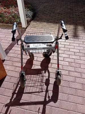 Rollator   Bild 4