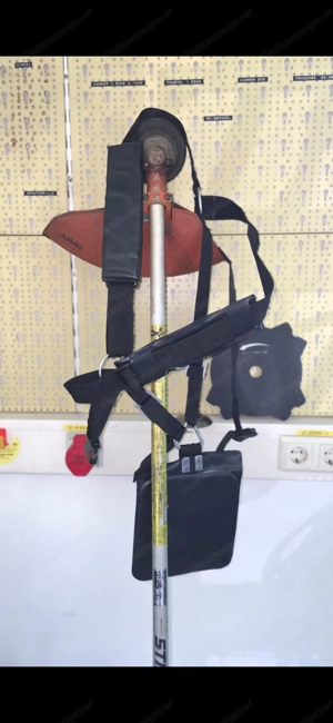 STIHL Motorsense FS86 mit GebüschScheibe und Gurt  Bild 6