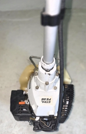 STIHL Motorsense FS86 mit GebüschScheibe und Gurt  Bild 7