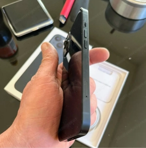 iPhone 13 top Zustand Bild 6