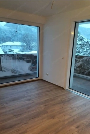 Vermiete Schöne 2 Zimmerwohnung Bild 3