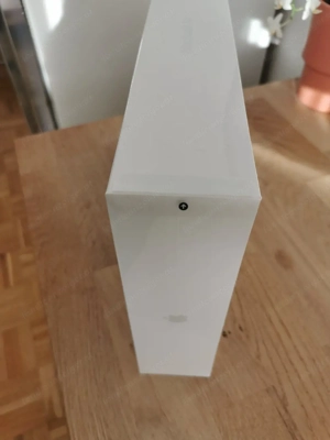 MacBook Air (13.6", Apple M2 Chip, 8 GB RAM, 256 GB SSD, 8-Core CPU und 8-Core GPU, Silber) Bild 6