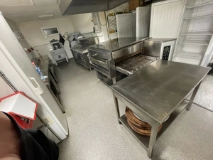 OEM Italy Tunnel-Pizzaofen Gas mit Untergestell Bild 5