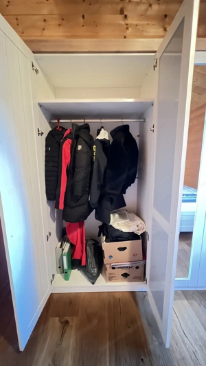 Wunderschönes Schlafzimmer im weißen Landhausstil   fast wie neu Bild 2