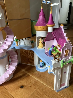 Playmobil Schloss Bild 3