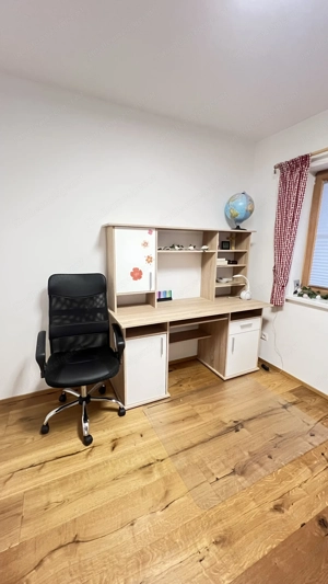 Jugendzimmer in Weiß mit Holzoptik   sehr guter Zustand Bild 3