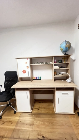 Jugendzimmer in Weiß mit Holzoptik   sehr guter Zustand Bild 2