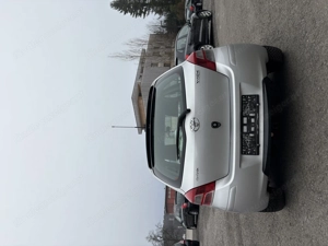 Toyota Yaris TÜV.2027 Bild 5