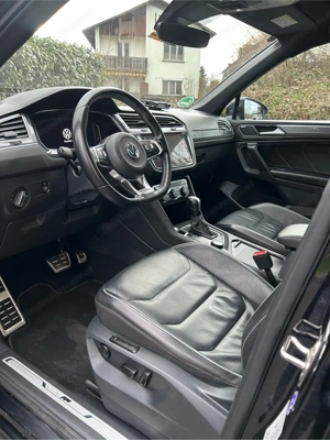VW Tiguan Allspace 2.0 TDI DSG 4Motion R-Line Bild 3