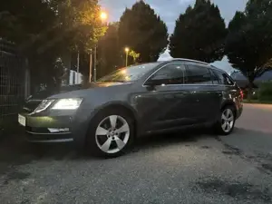 Skoda Octavia Bild 2