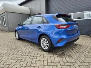 Kia Ceed / cee'd Vision 1.5 T-GDi 140PS Automatik Klimaautomatik... Bild 3