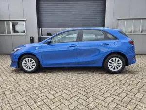 Kia Ceed / cee'd Vision 1.5 T-GDi 140PS Automatik Klimaautomatik... Bild 2