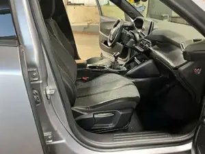 Peugeot 2008 Bild 18