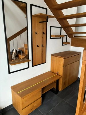 Garderobe - sehr guter Zustand 