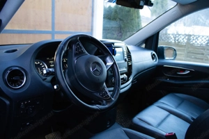 Mercedes Vito Tourer 124 CDI 4x4 Automatik Bild 2