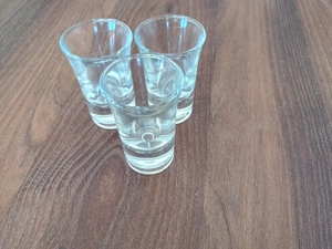 Verschiedene Gläser 