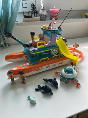 Lego Seerettungsboot 41734 Bild 2