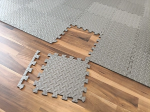 Trainings- Schutz- Spielmatte (Puzzle)