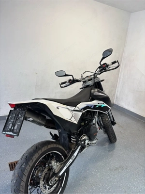 Ktm 690 Smc Lc4  Bild 2