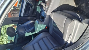 VW Touareg V6 3.0 TDI, Automatik, Luftfahrwerk, 3.5t Anhängelast, Untersetzung, Vorgeführt Bild 6