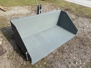 Kippmulde mechanisch für kleinen Traktor