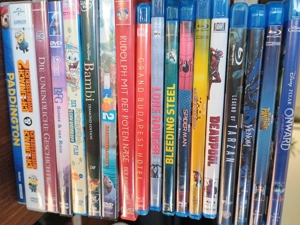 Verschiedene DVDs und Blurays  Bild 2