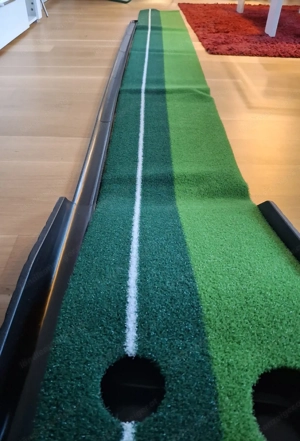 Golf Putting Matte mit automatischer Ballrückgabe Bild 2