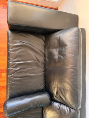 Schwarze Ledercouch Bild 3