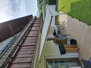 gelb - weiß gestreifte Markise Bild 2