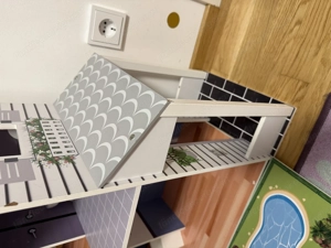 Puppenhaus aus Holz  Bild 4