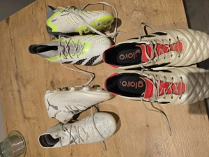 zu verkaufen verschiedene Fussballschuhe