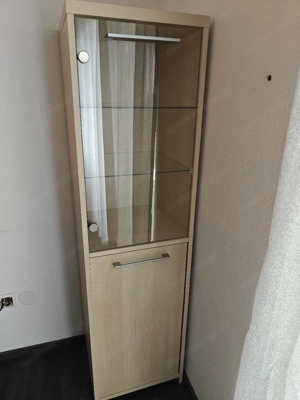 Fernsehboard und Vitrine  Bild 2