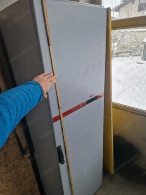 Verteiler Schrank Metallschrank abzugeben Elektroverteiler Stromkasten 200x60x60 Rittal ? Bild 3