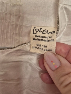 Erstkommunionskleid Gr 140 Bild 4