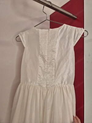 Erstkommunionskleid Gr 140 Bild 3