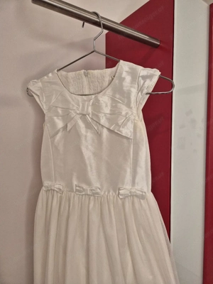 Erstkommunionskleid Gr 140 Bild 2