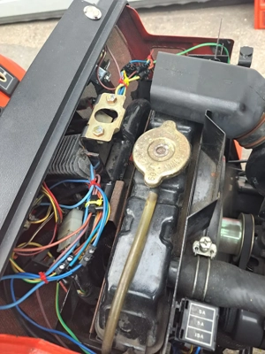 Verkaufe DIESEL Kleintraktor Shibaura gt14  Bild 7