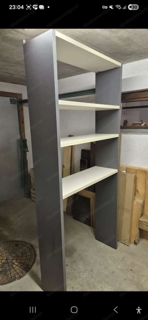 Regal mit 4 Tablare zu verschenken  Bild 2