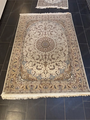 Zwei Teppiche Bild 2