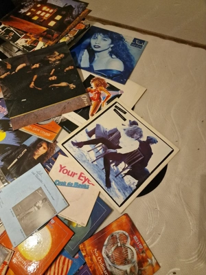 div. Schallplatten und Singles 