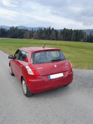 Suzuki Swift mit Allrad Bild 4