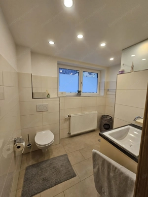 Schöne 53 qm Wohnung Ausserbraz mit Balkon , Carport und Parkplatz Bild 7