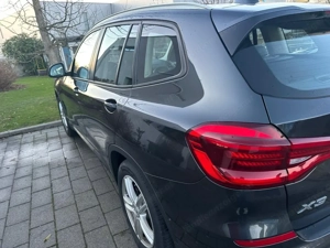 BMW X3 xDrive, Baujahr 2019, 190 PS, Allrad   Top Zustand Bild 2
