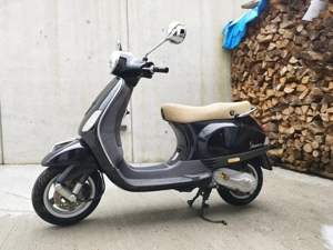 Vespa LX50 Bild 3