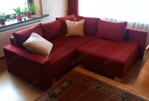 Couch, neuwertig, weinrot