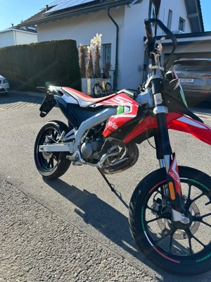 Aprilia SX 50 Factory  Bild 2
