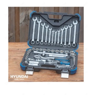Werkzeugkoffer -  Steckschlüssel und Ringschlüssel Hyundai