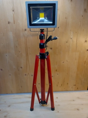 Würth Stativ mit LED Strahler 20W IP65 Bild 2
