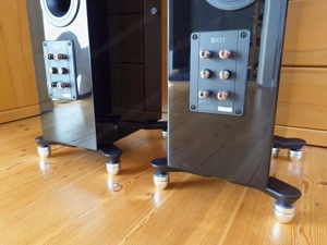 KEF R5 Standlautsprecher Hochglanz Schwarz Bild 6