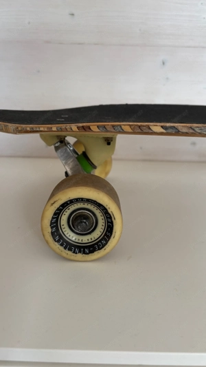 Globe Skateboard   Komplettboard   fahrbereit Bild 3
